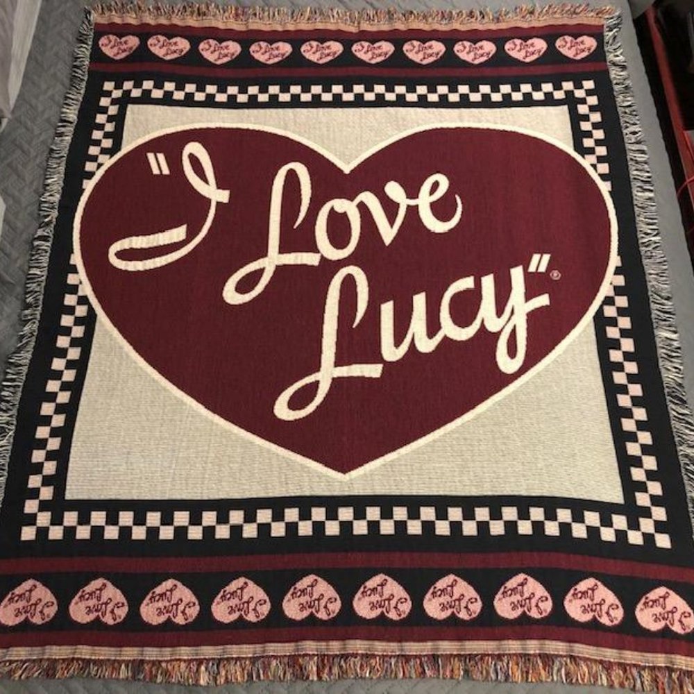 NEW - I Love Lucy "Graphic Logo" Heart Throw Blanket Afghan - Vintage - Rare - Picture 6 of 6